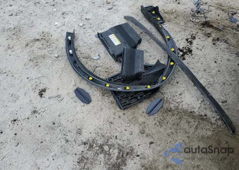 2022 Audi Rs Q8 z USA, uszkodzony, nr VIN WU1ARBF11ND013137